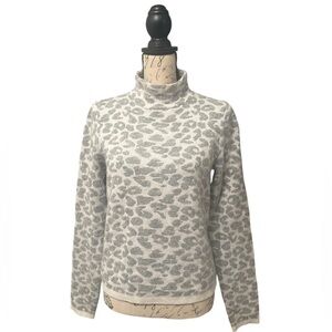 Loft‎ Animal Print Sweater.  Women’s Size M. EUC.